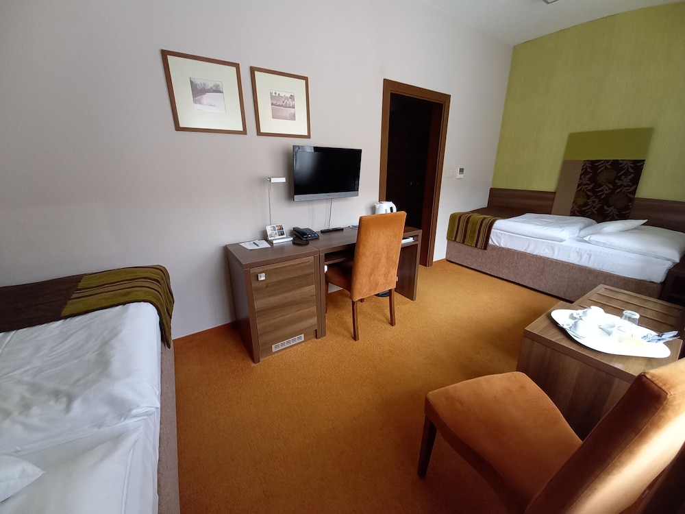 Hotel Belassi Bojnice 36/43