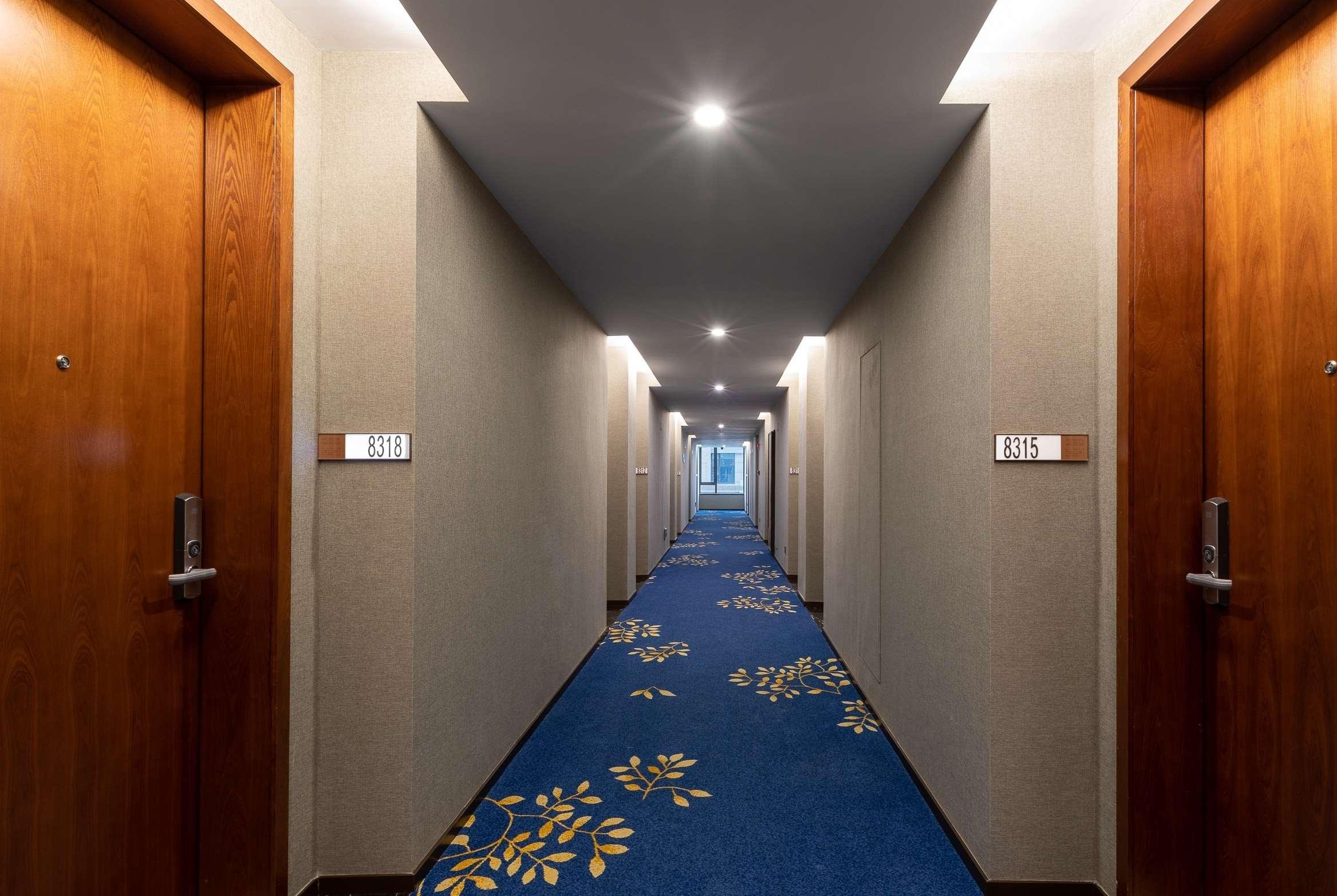 Ramada Encore Wyndham Wuhan Caidian photo2