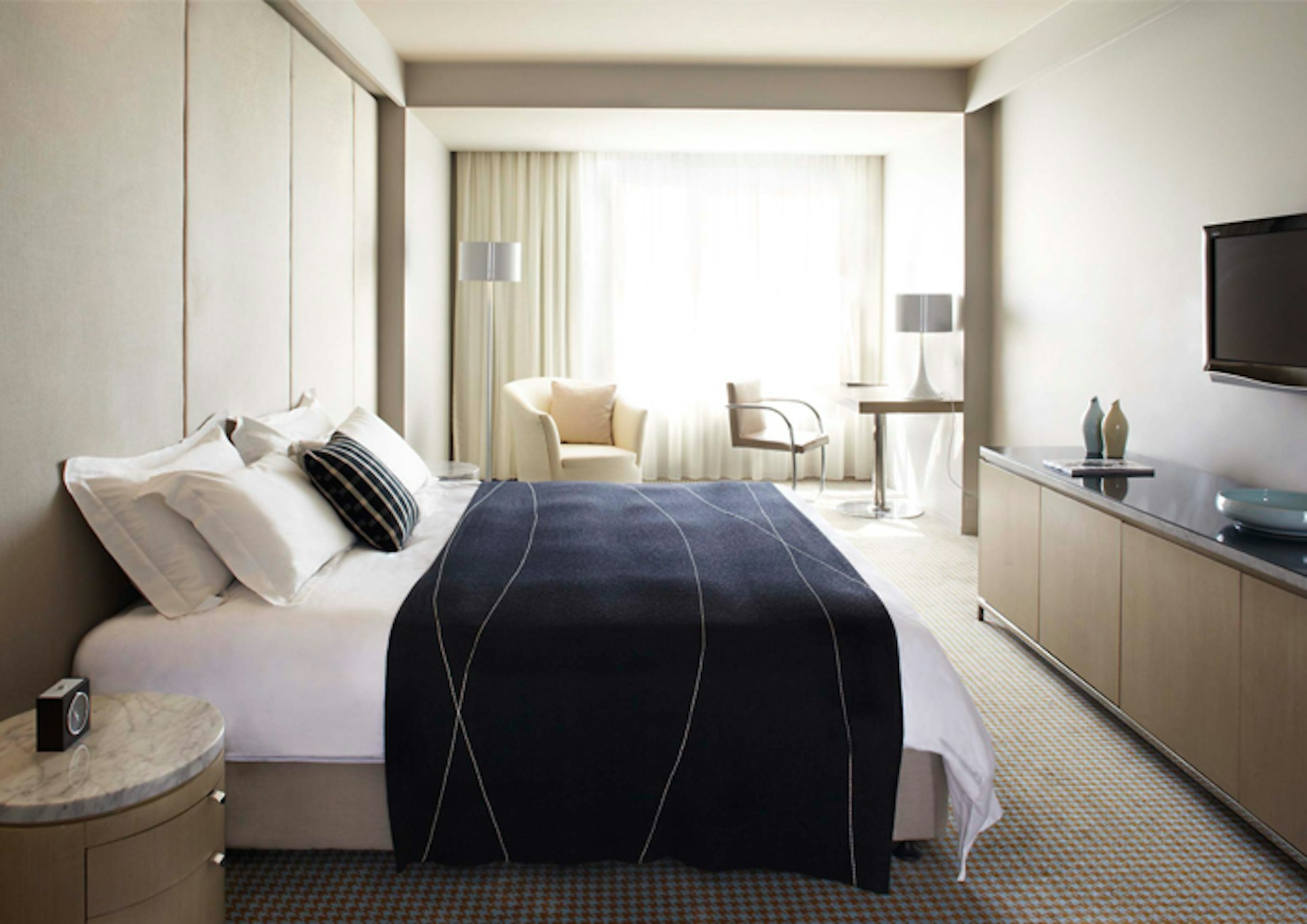 Hotel Realm 7/54