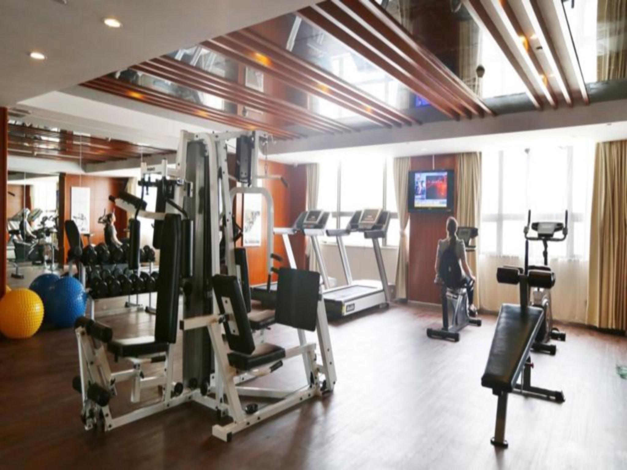 Yihao International Hotel 28/50