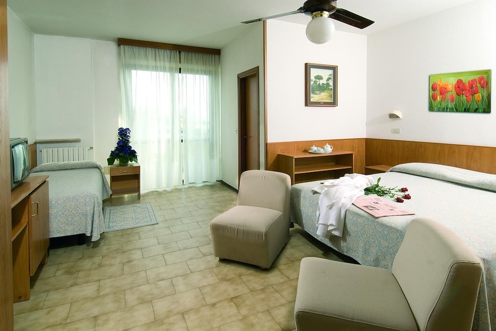 Hotel Genzianella 16/38