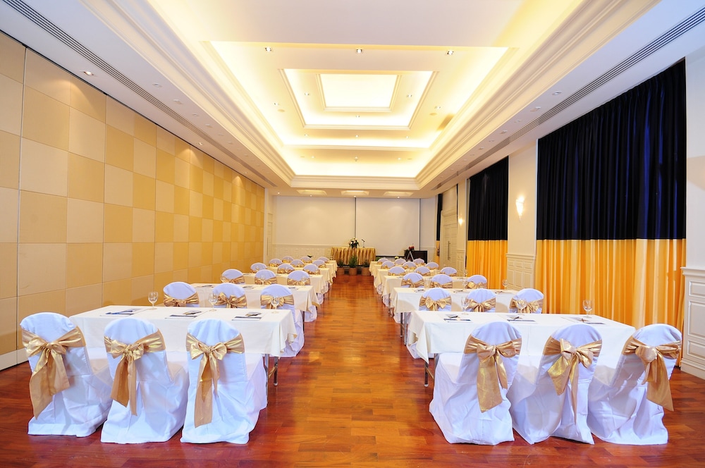 Kc Grande Resort and Spa 40/52