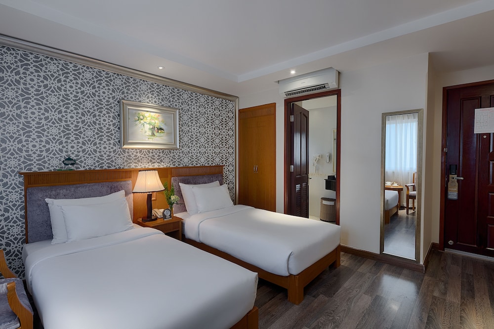 Silverland Sil Hotel and Spa 11/50