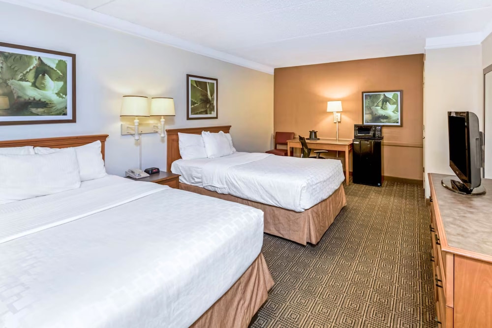 Garden inn and suites san antonio l 35 7/36