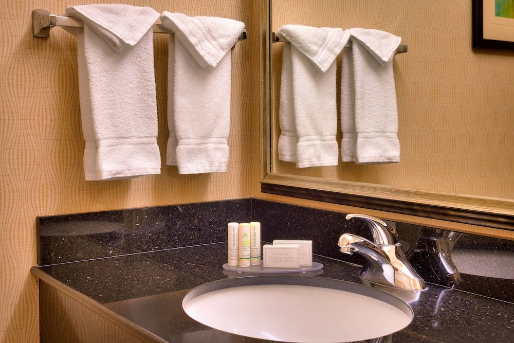 Fairfield Inn Suites Boise Nampa 11/34