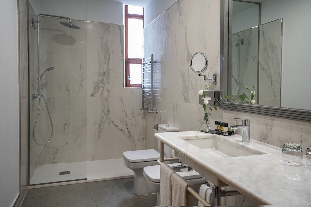 Hospes Palacio de Arenales Spa 31/68