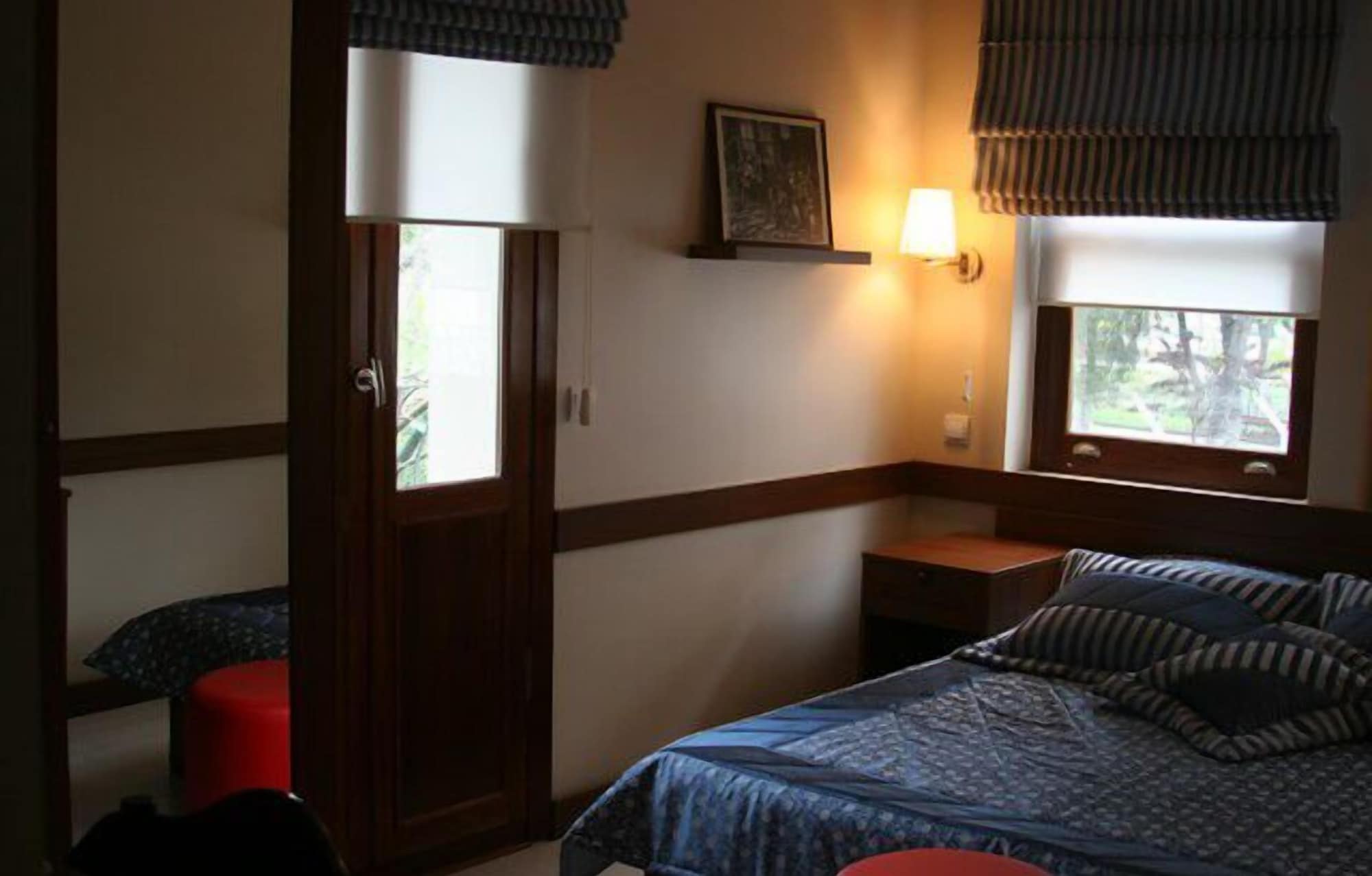 STANDARD, DOUBLE BED