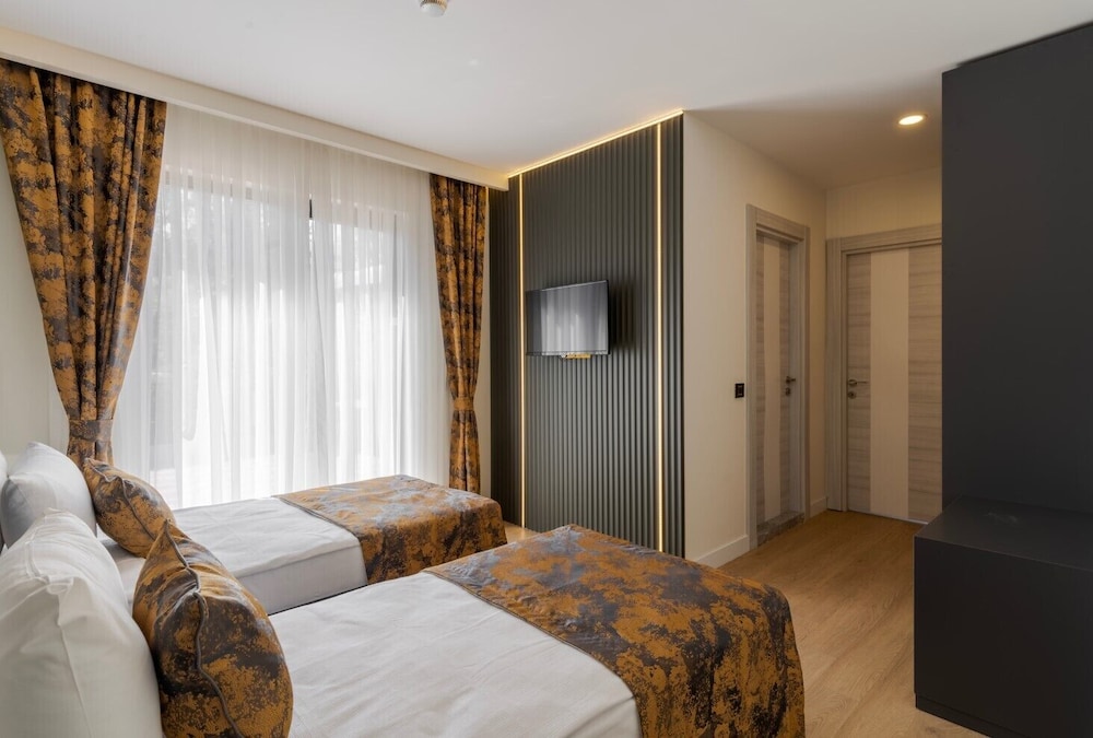Atan Park Hotel 14/50