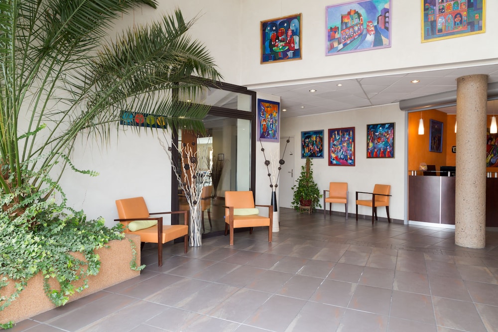 Hotel the Originals Saint Etienne Aeroport Actuel 3/61