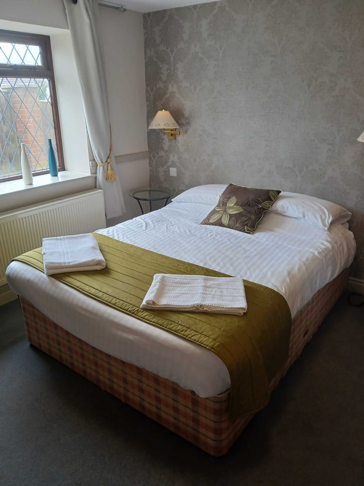 Standard, King Bed