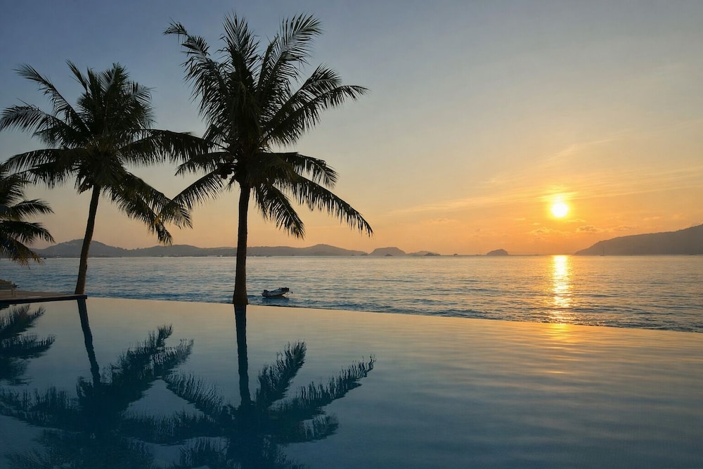 Fisherman Way Beach Resort 72/74