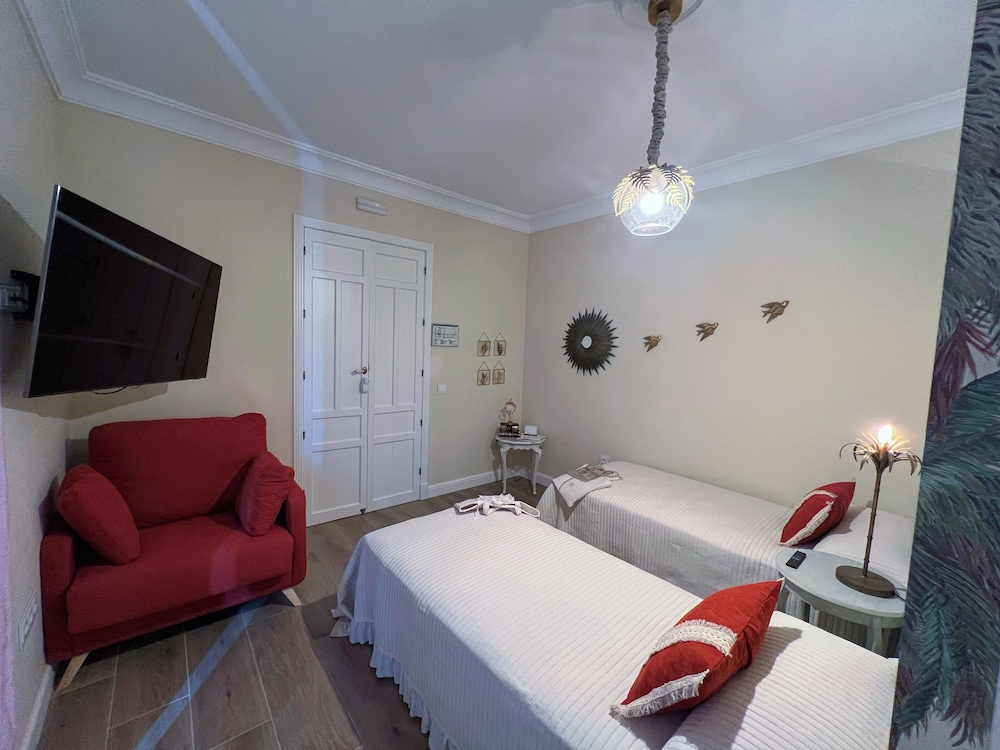 Hotel Boutique IULIA 5 Estrellas 15/50