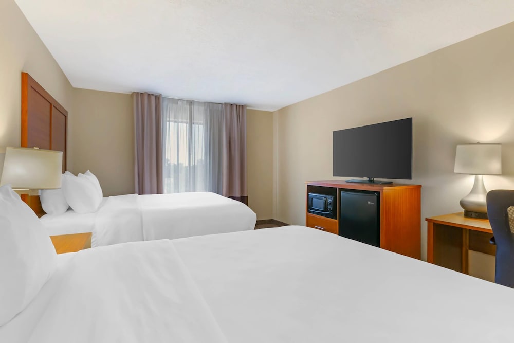 جناح بسريرين كوين لذوي الإعاقة، Comfort Inn & Suites Socorro, NM 2/4