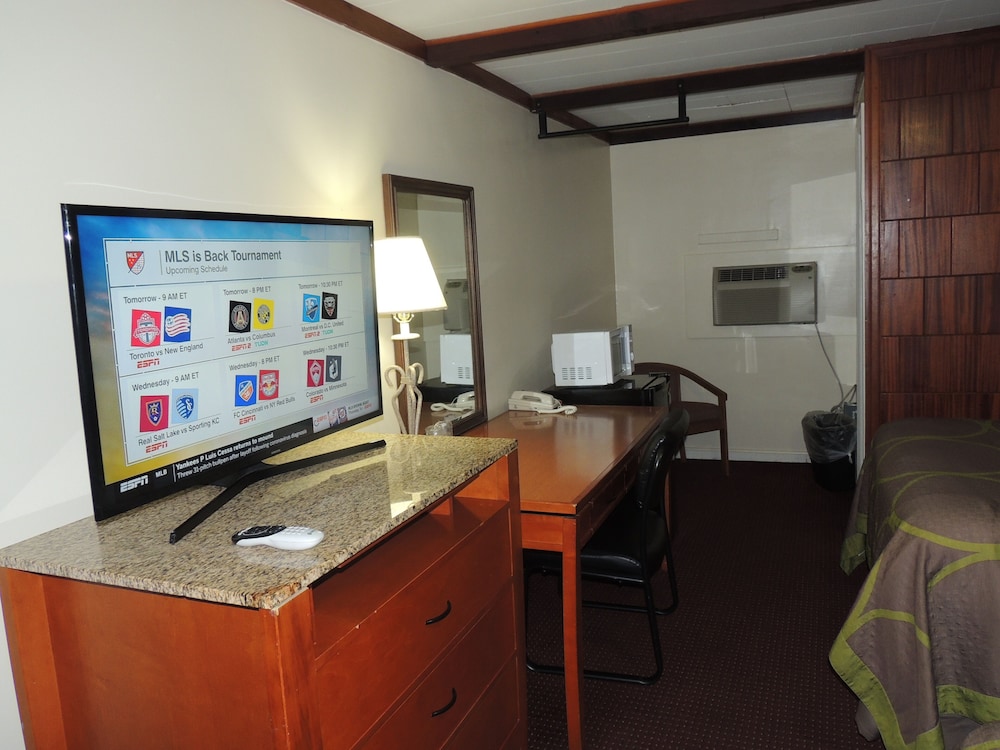 Relax Inn Bloomsburg 28/33