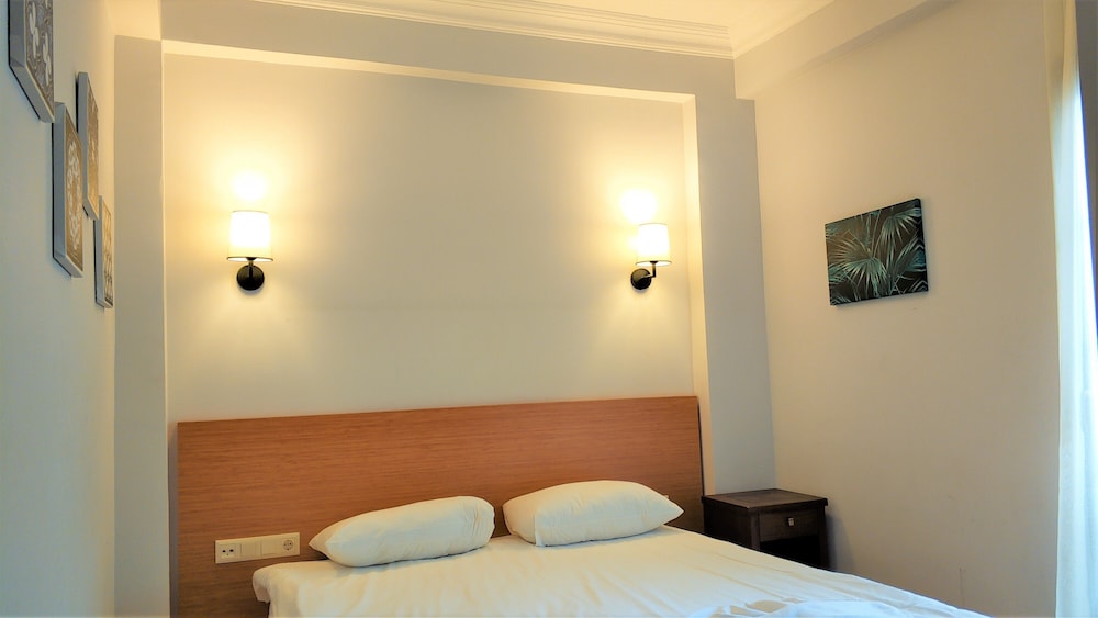 Economy, Double Bed