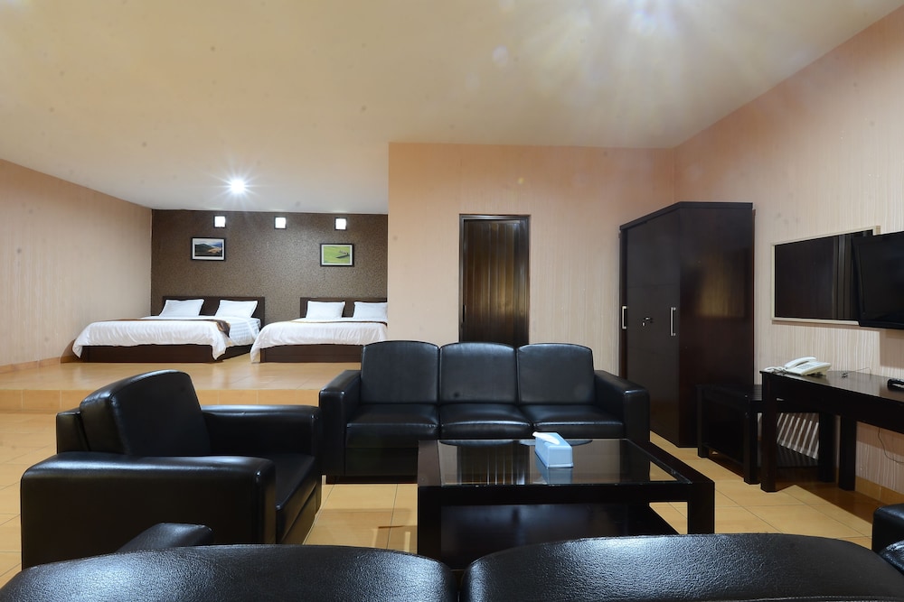 Villa Lemon 37/50