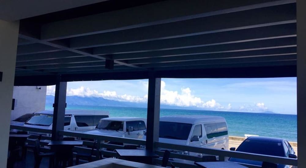 Playa Azul Baler 2/28