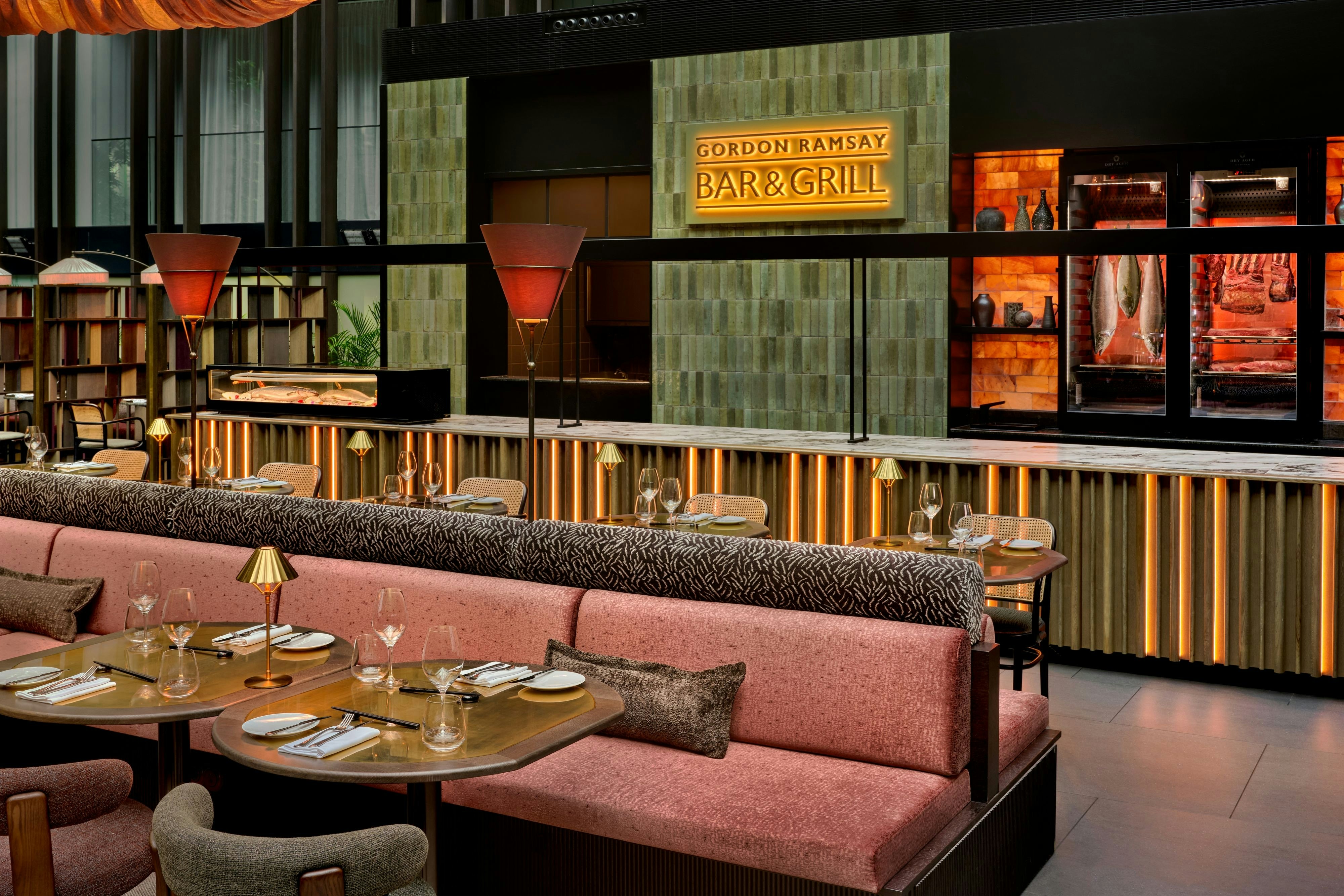 Dorothea Hotel, Budapest, Autograph Collection 30/38