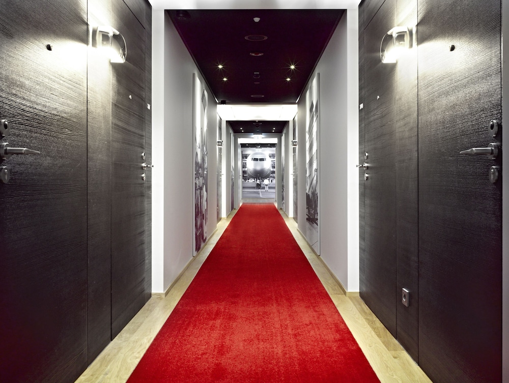 Parkhotel Stuttgart Messe-Airport, WorldHotels 8/71