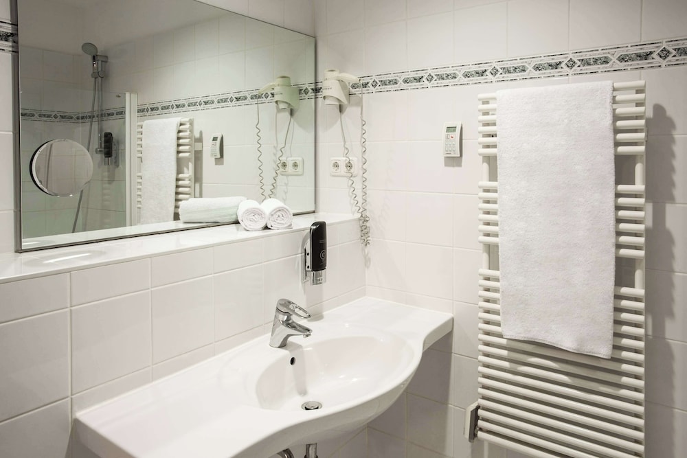 Centro National Frankfurt, Trademark Collection by Wyndham 28/34