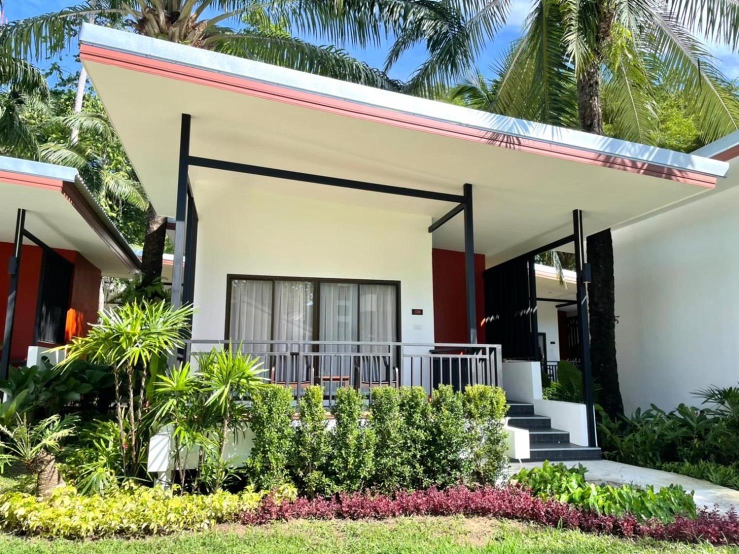 Prasarnsook Villa Beach Resort 1/50