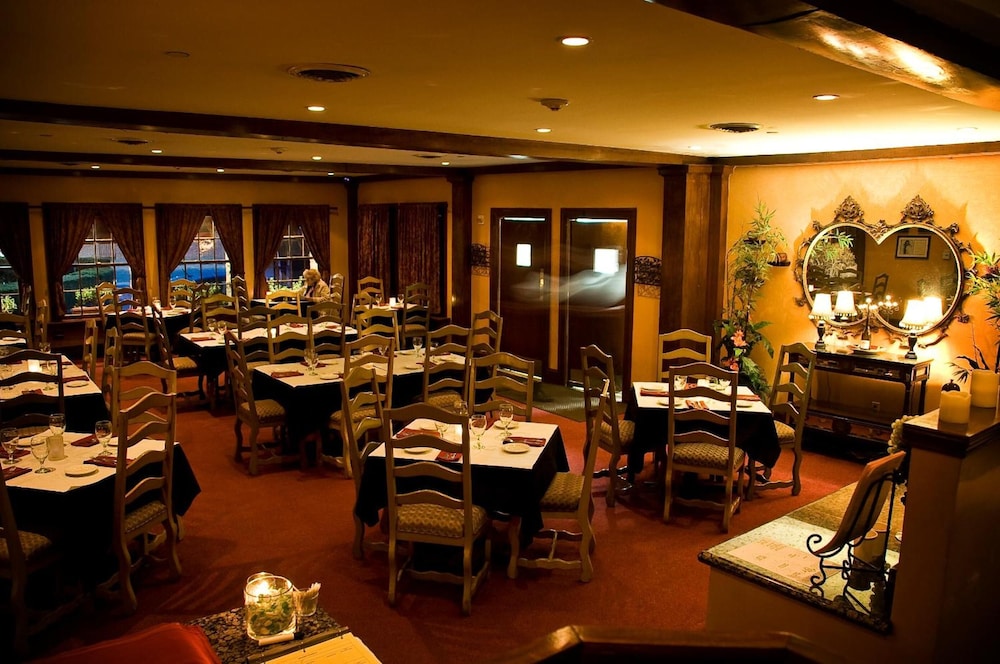 Glen Tavern Inn 39/58