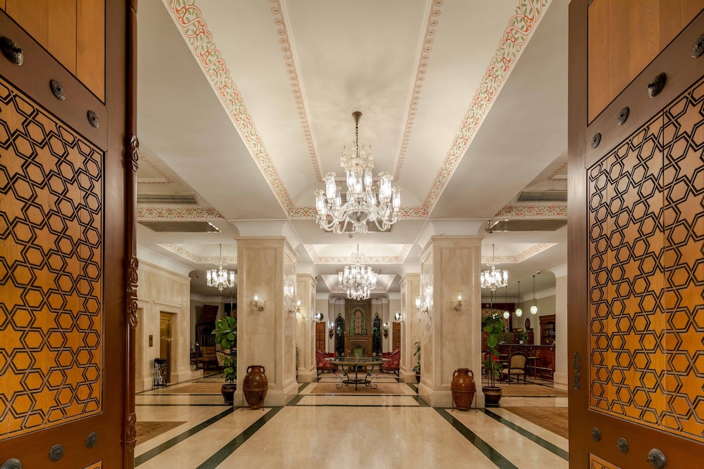 Sultanhan Hotel 11/71