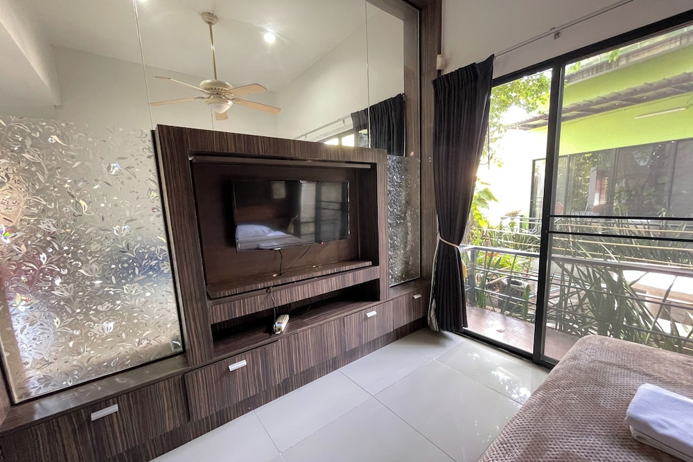 Fairtex Residence 10/50