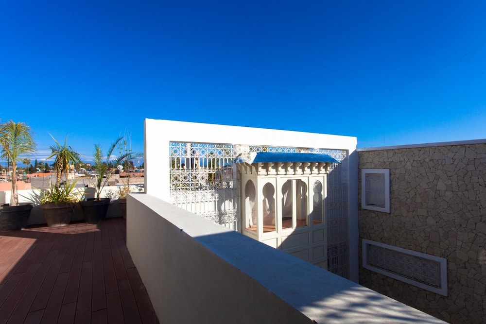 Bck Art Riad 4/43