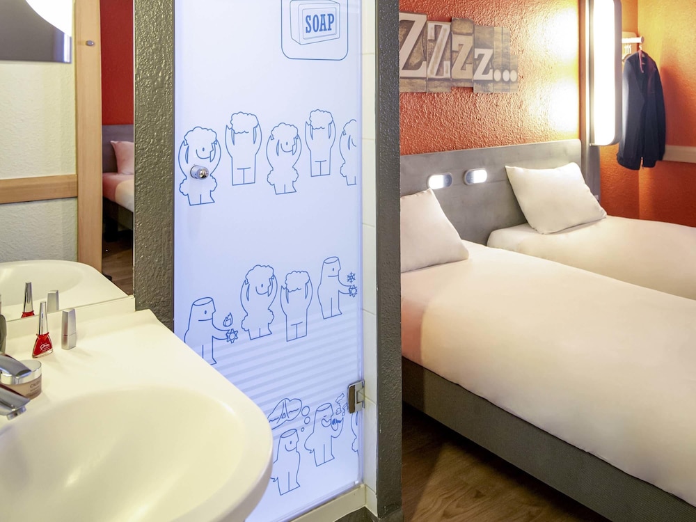 Ibis Budget Marseille Timone 42/70