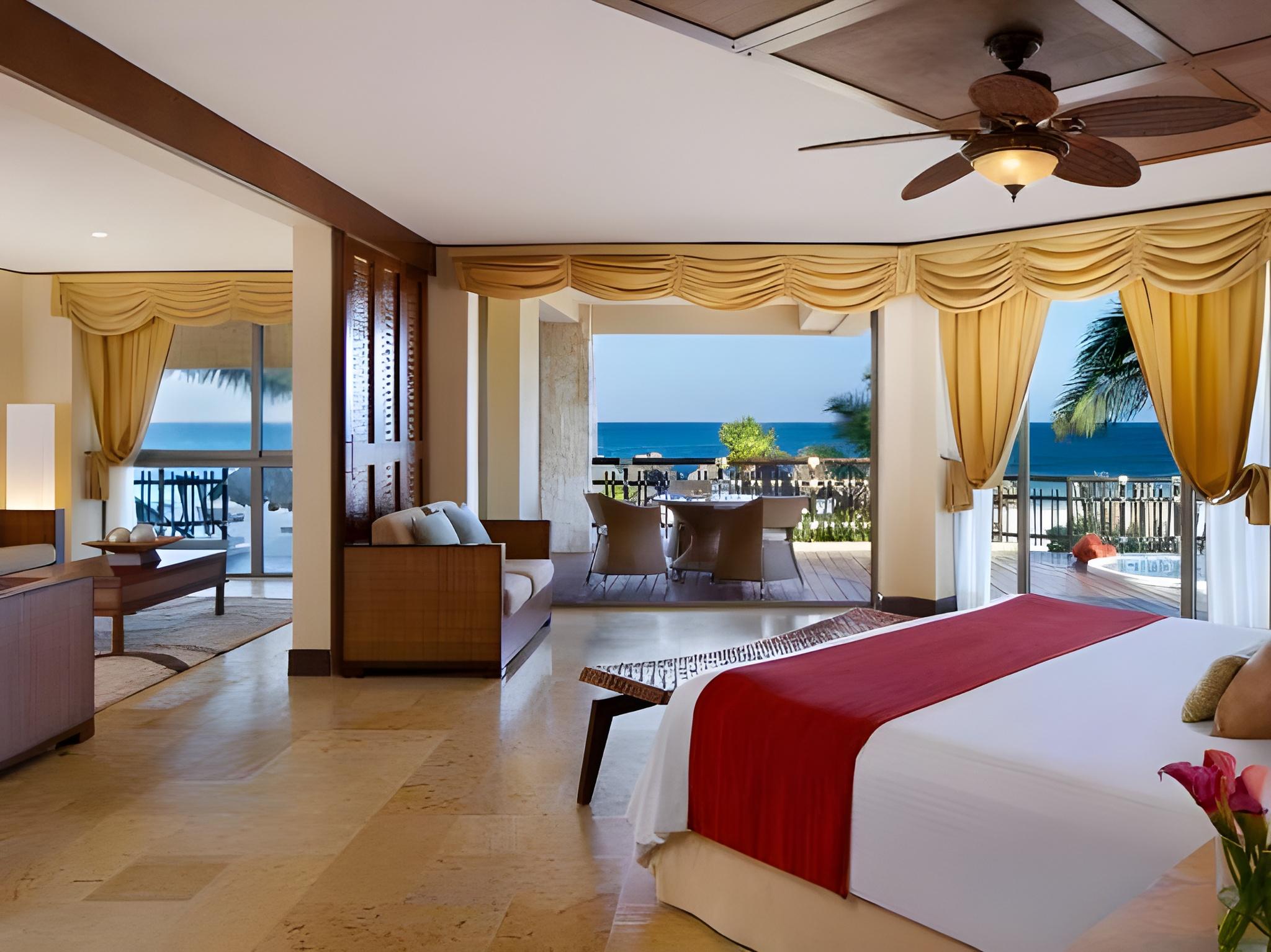 Preferred Club, Governor, Suite, Ocean Front