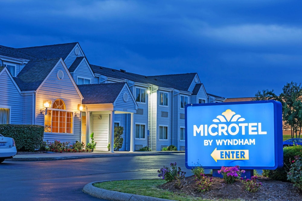 Microtel Inn & Suites by Wyndham Lexington 1/30