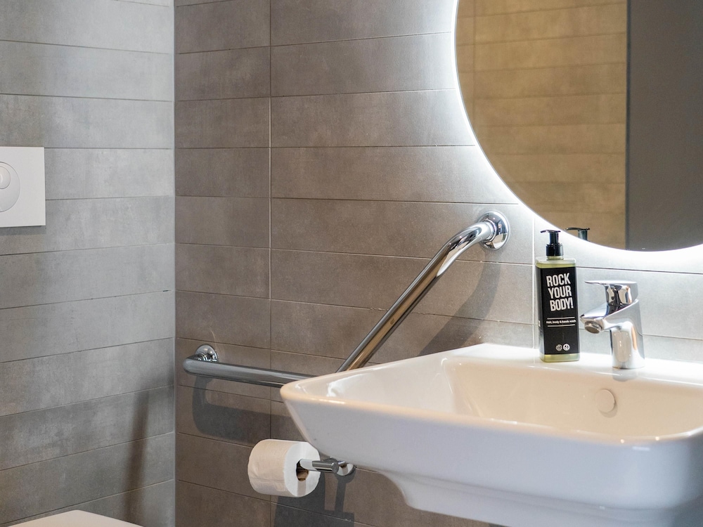 Ibis St Paul Trois Chateaux 49/50