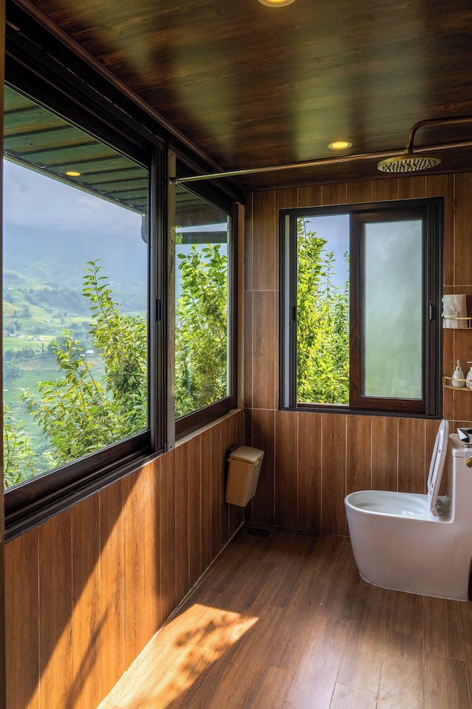 Sapana Mountain Retreat 25/50