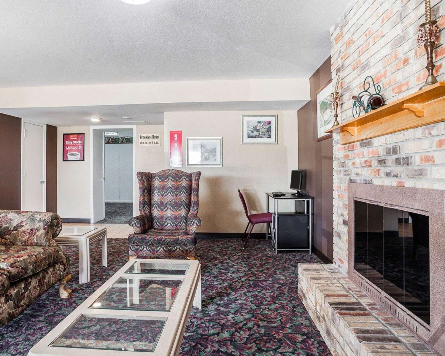 Econo Lodge Jefferson City 26/41