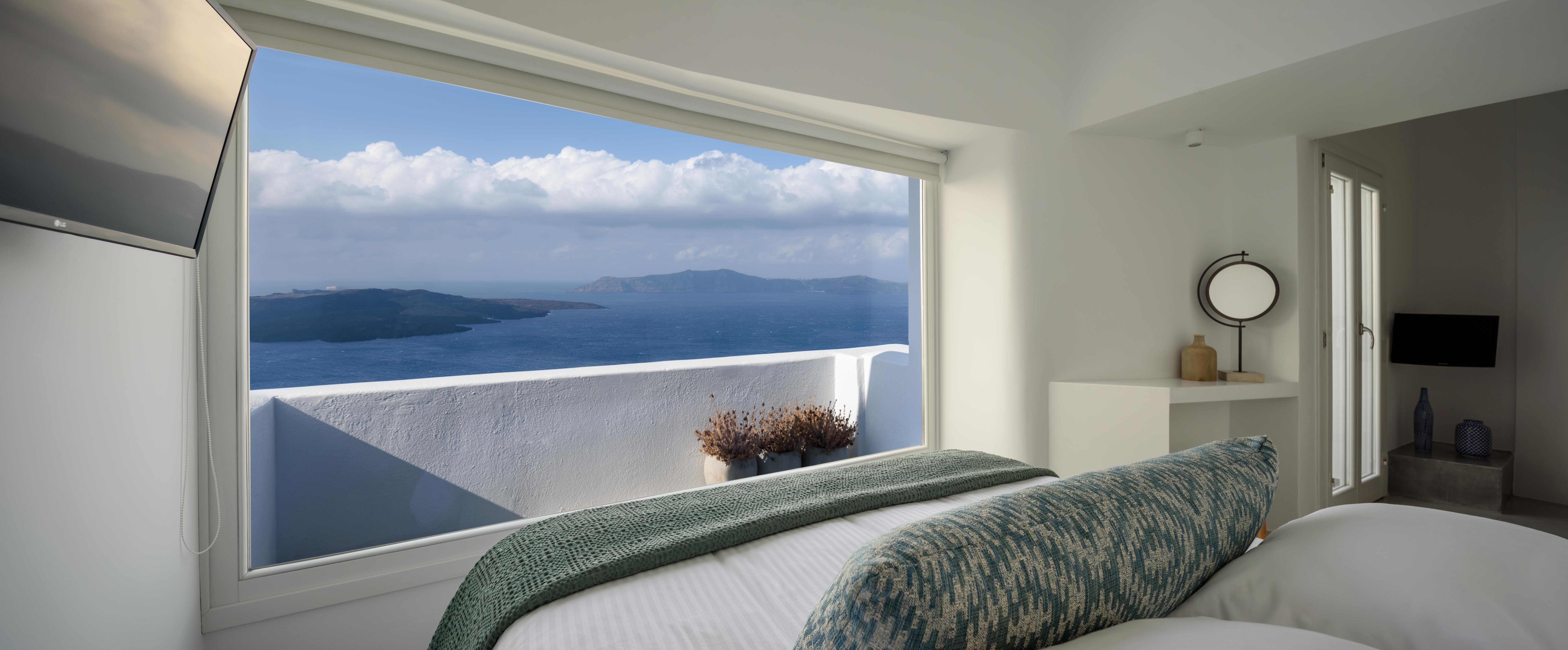 Room, Caldera View, Outdoor Jetted Tub, Balcony