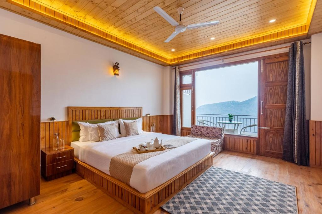 Room at Alaya Stays 5 BHK with Hill View Querencia, KASAULI