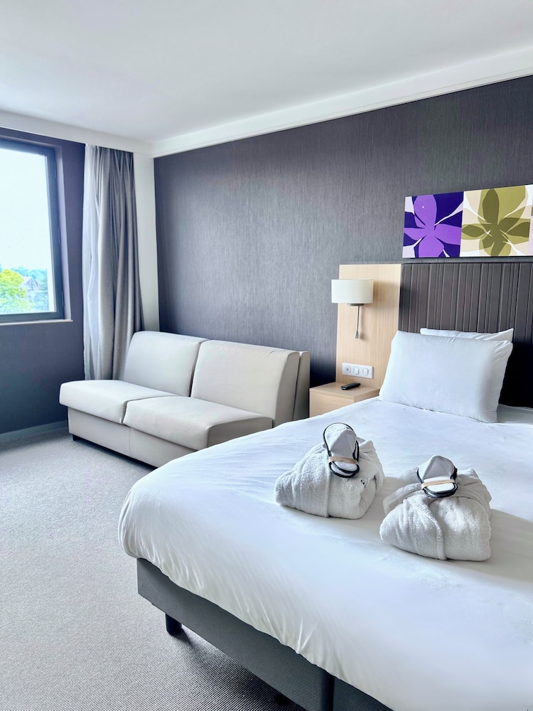 Mercure Valenciennes Centre 22/75