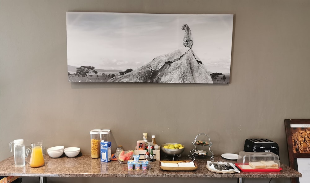 Aerotropolis Guest Lodge 23/50