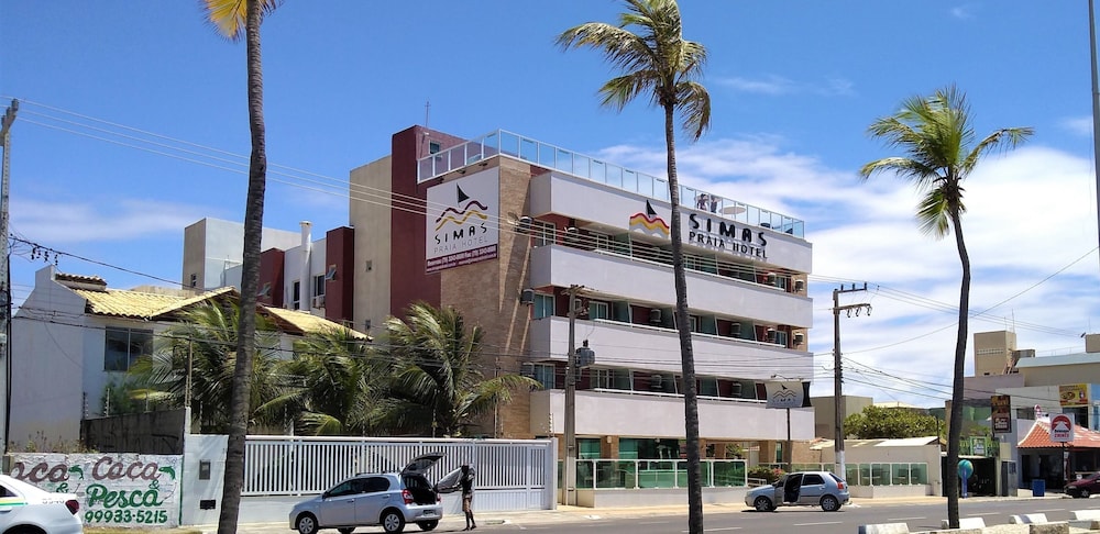 Simas Praia Hotel 49/65