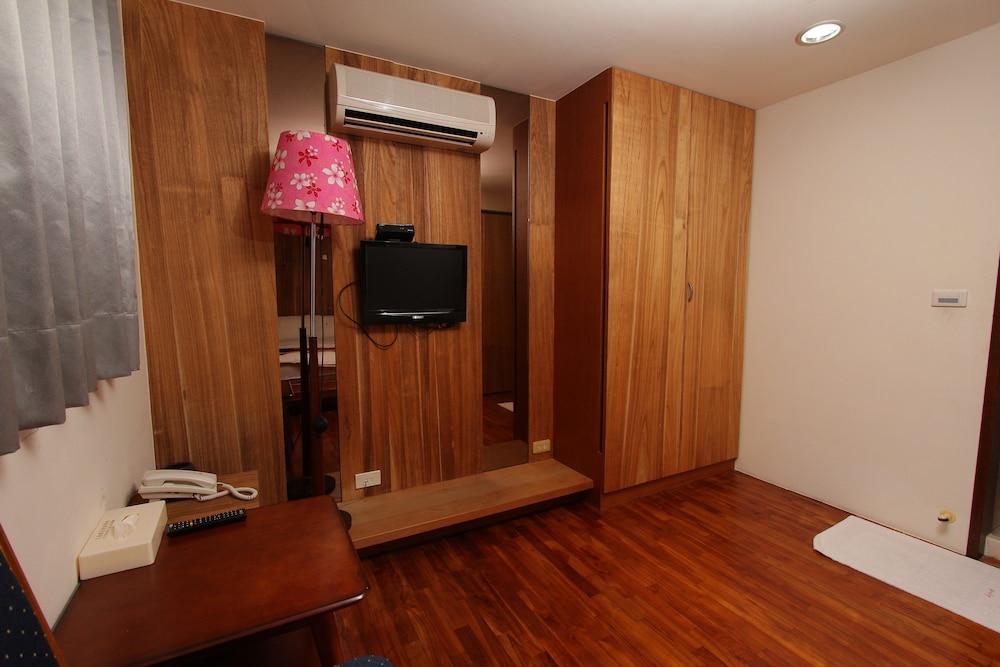 Sakura Resort 45/56