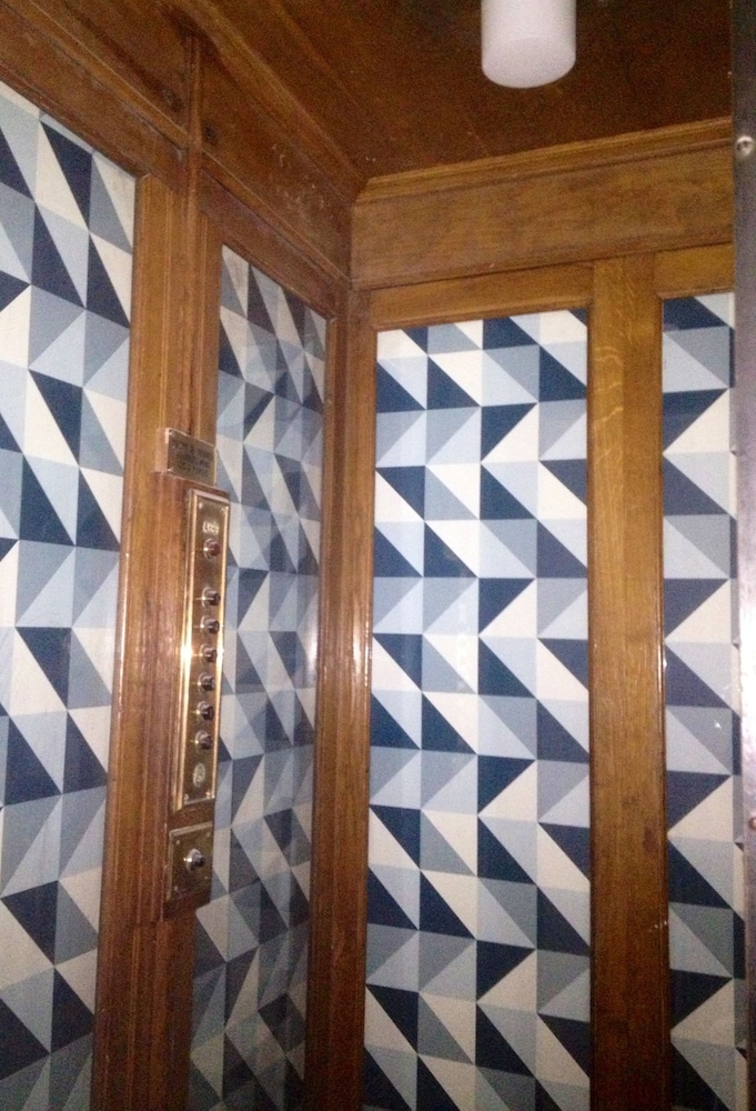 Hotel de la Pinede 16/34