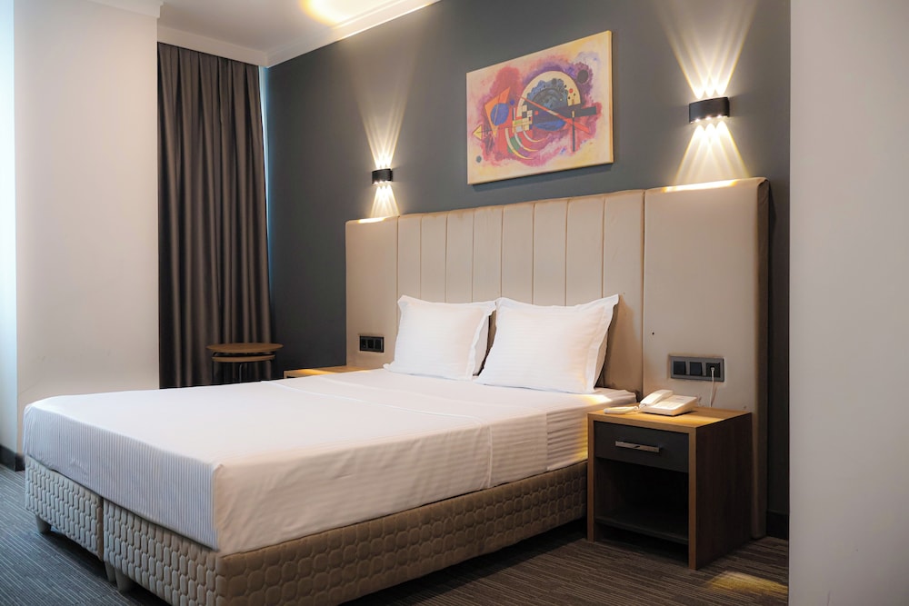 HOME PLUS Hotel & SEYHLI 8/42