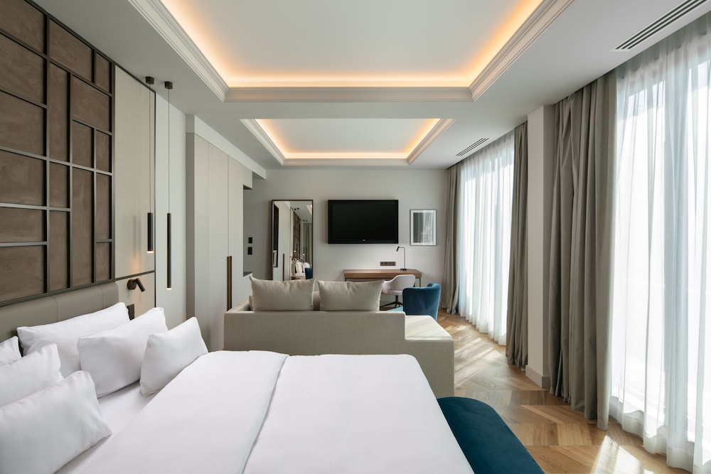 Radisson Collection Hotel, Magdalena Plaza Sevilla 9/73