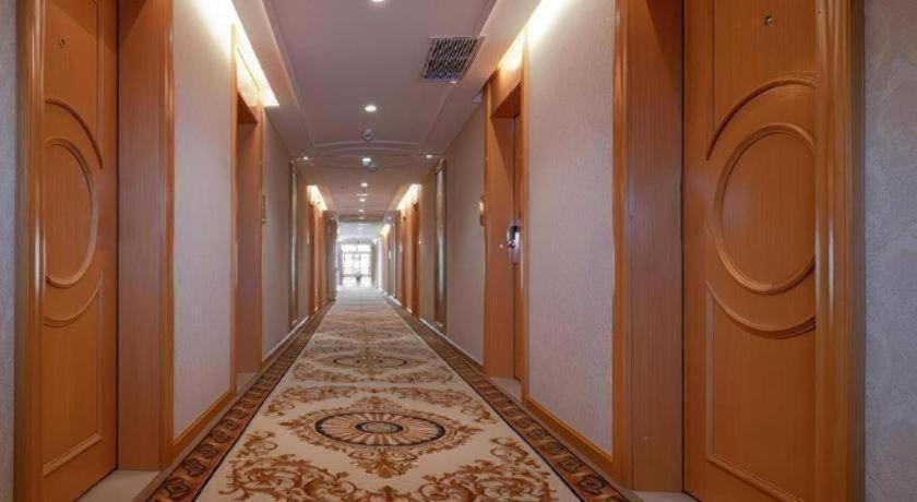 Vienna Hotel Gongcheng Tianjie 31/61