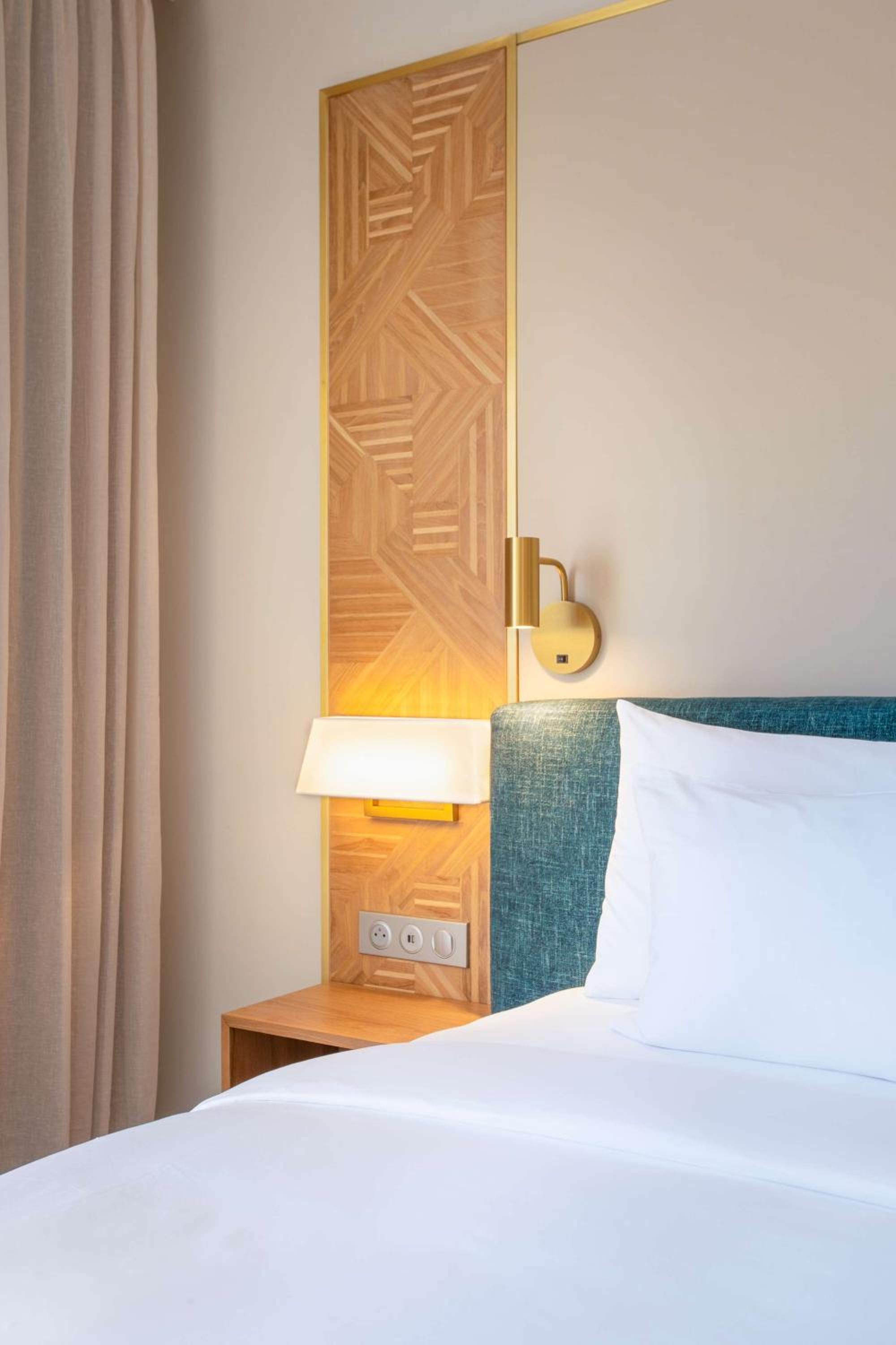 1 Bedroom, Suite, King Bed, Terrace
