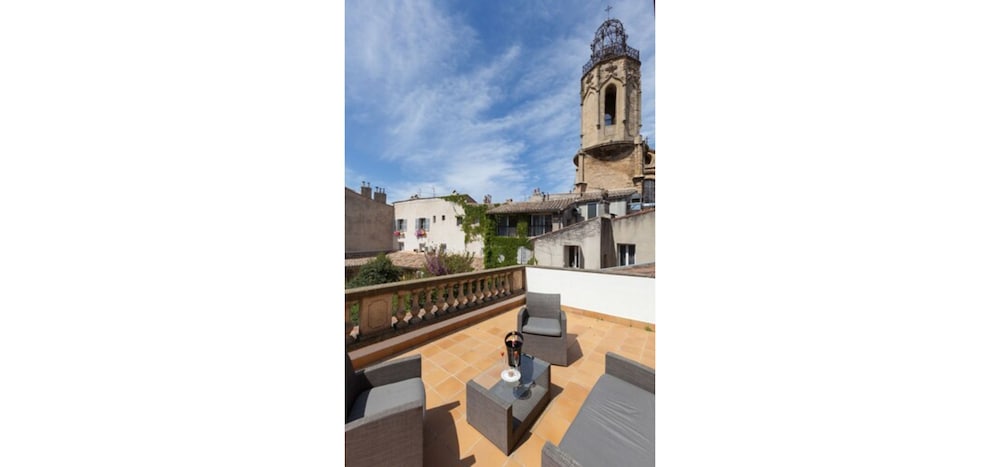 HOTEL DES AUGUSTINS 4/70