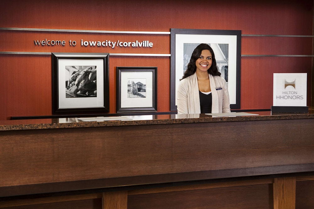 Hampton Inn Iowa City/Coralville 9/54