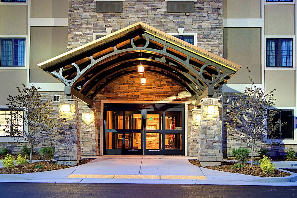 Staybridge Suites Salt Lake-West Valley City 2/70