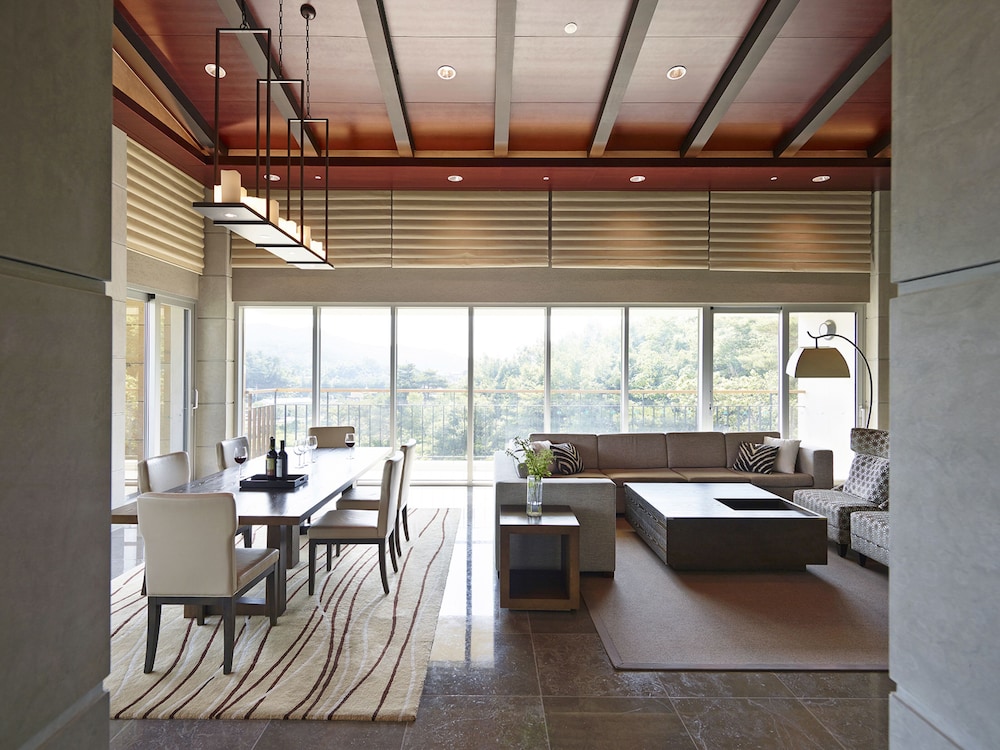 The Suites Hotel Namwon 47/75